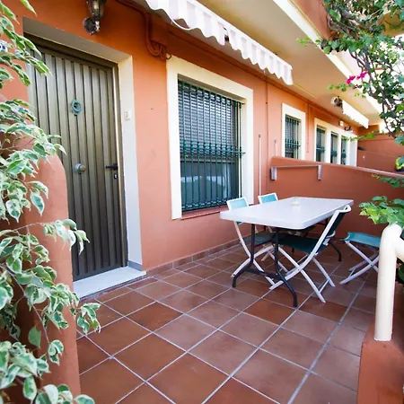 Turisticos Trajano Appartement Bolonia