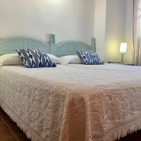 Turisticos Trajano Appartement Bolonia